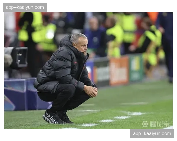 恩里克掌控比赛节奏,巴黎两回合均利用开场闪电战